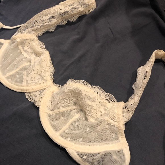 Urban Outfitters Other - Urban outfitters cream lace bralette